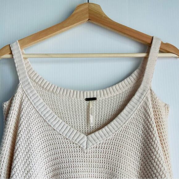 Free People Moonshine thermal cold shoulder shirt size small cream - Picture 4 of 8